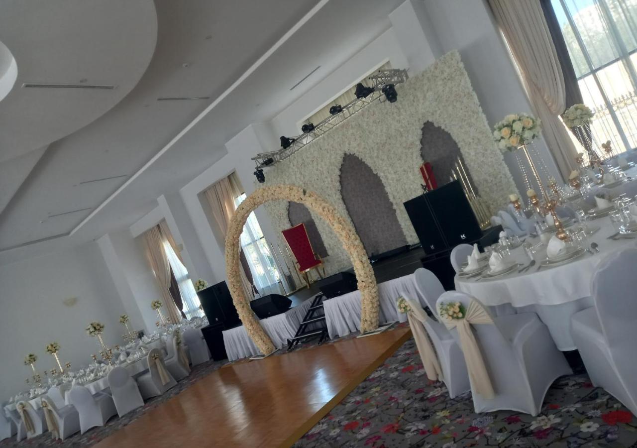 Almoravides Hotel Mascara Екстер'єр фото